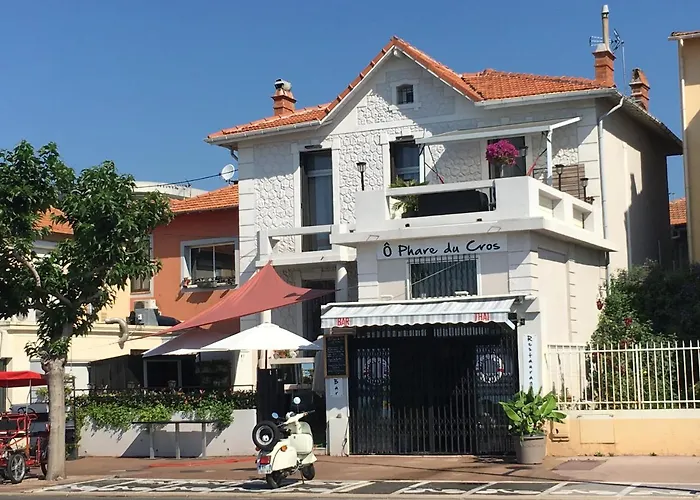 O Phare Du Cros Apartment *